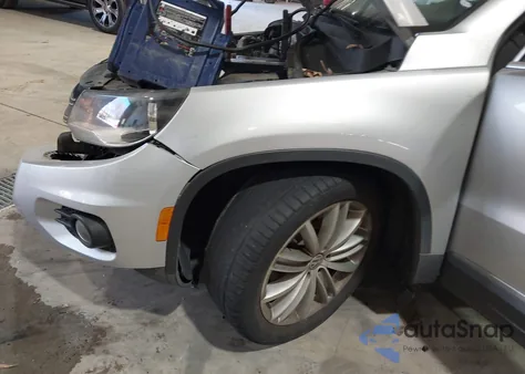 2014 Volkswagen Tiguan Sel из США, поврежденный, VIN WVGAV3AX9EW586927
